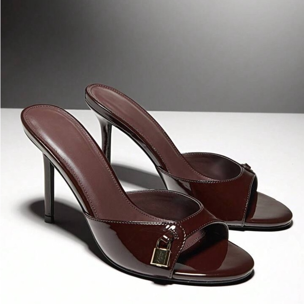 Glossy Chocolate Heels with Lock Accessory